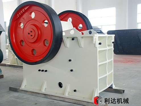 鵝卵石制砂中顎式破碎機產(chǎn)量有多大